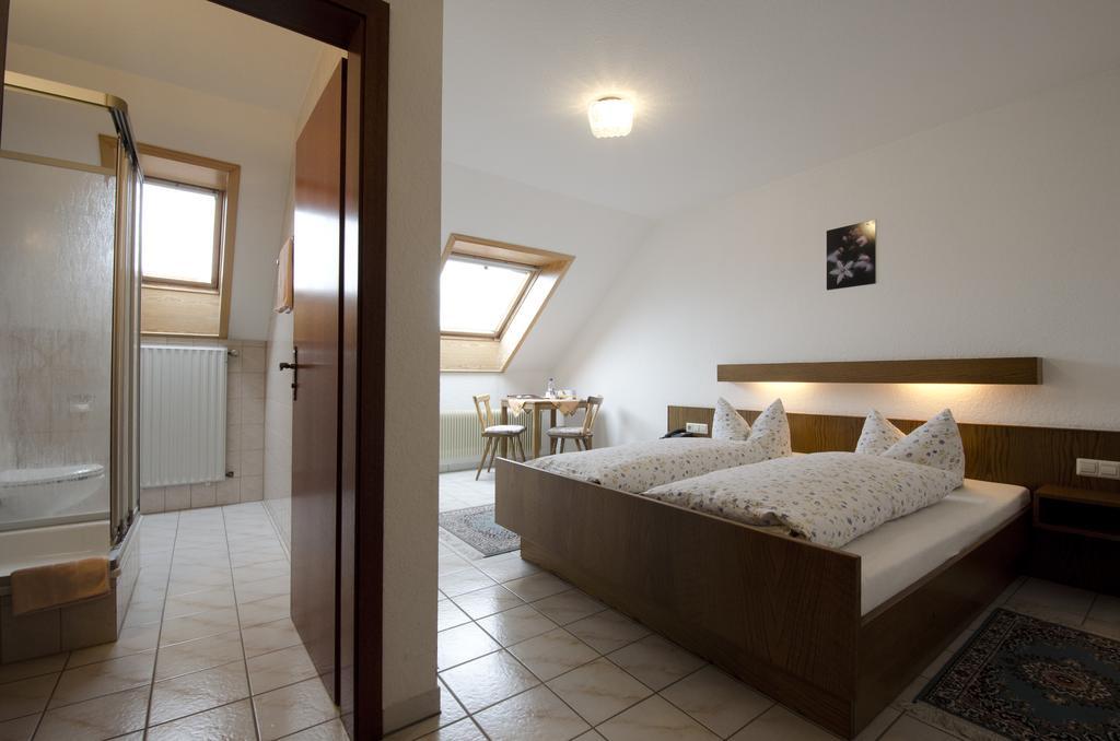 Hotel Gasthof Roessle Westerheim  Room photo